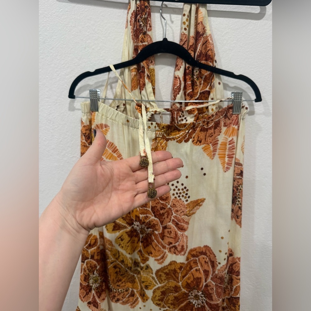 FARM Rio Floral Cut Out Maxi Halter Dress size Large - Picture 6 of 12